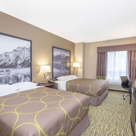 Super 8 By Wyndham Canmore Luaran gambar