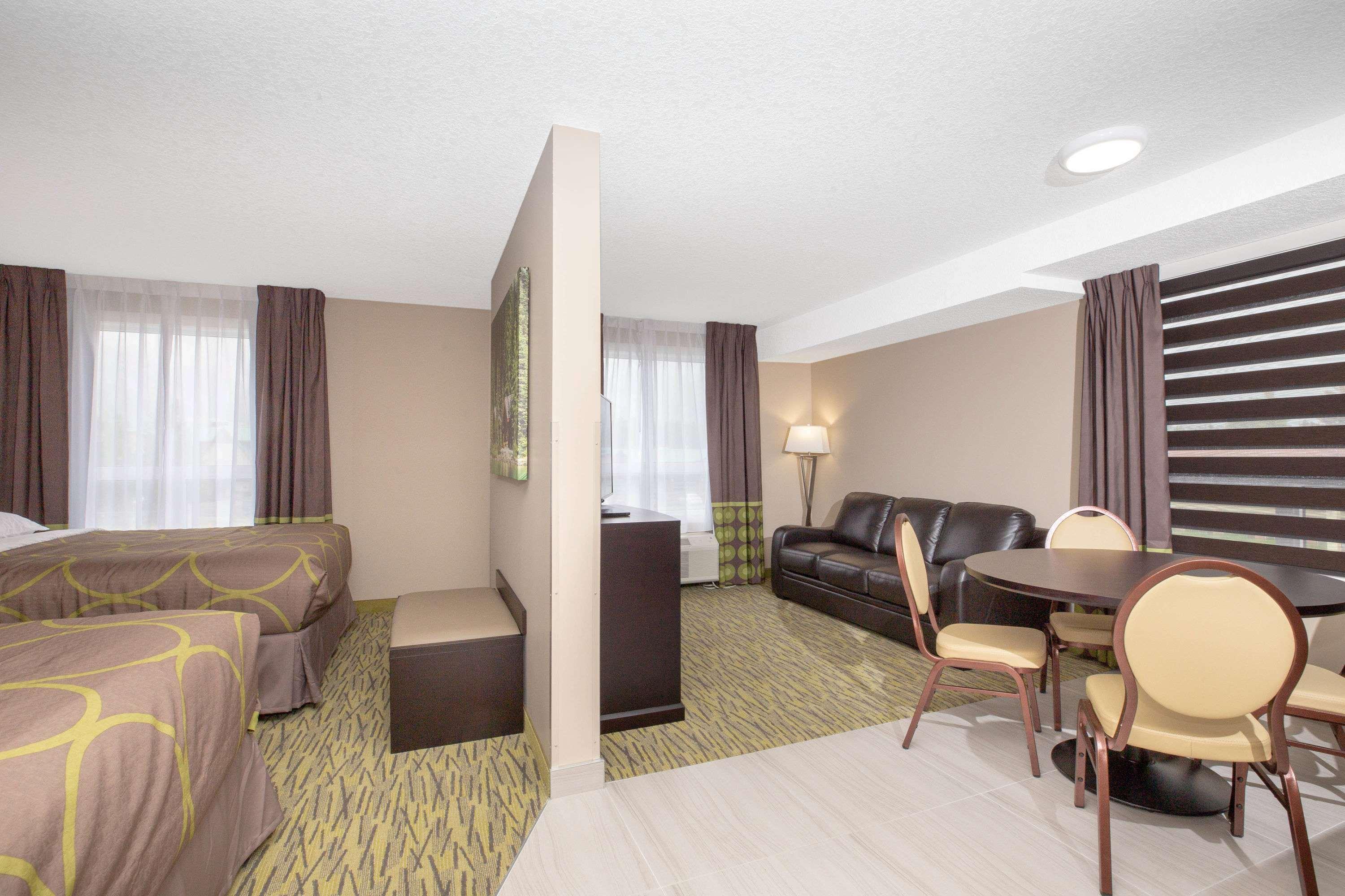Super 8 By Wyndham Canmore Luaran gambar