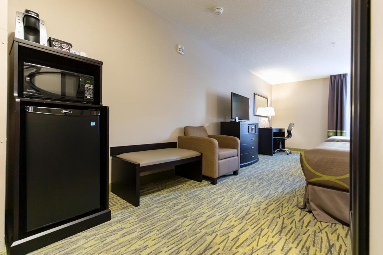 Super 8 By Wyndham Canmore Luaran gambar