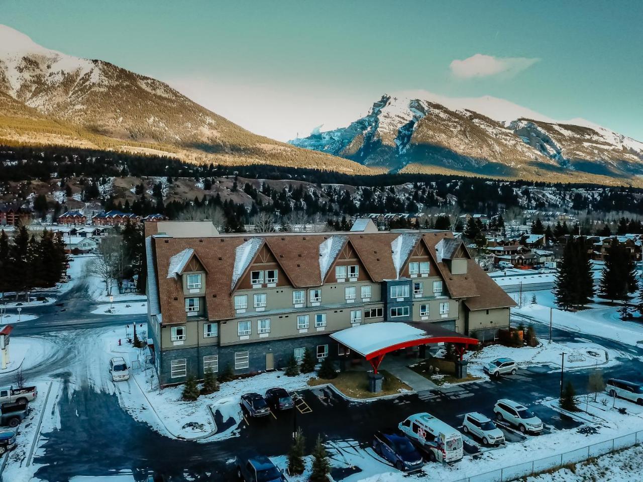 Super 8 By Wyndham Canmore Luaran gambar