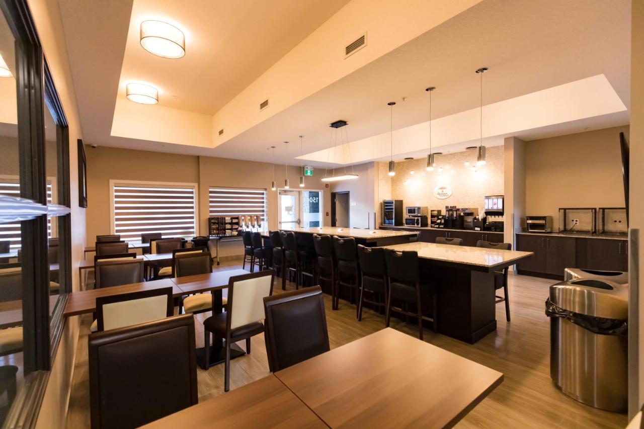 Super 8 By Wyndham Canmore Luaran gambar